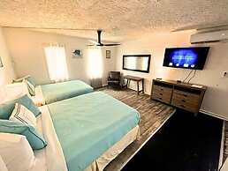 Conch Key Fishing Lodge and Marina