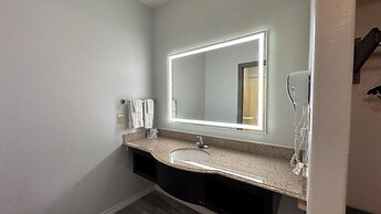 Sunbridge Inn and Suites