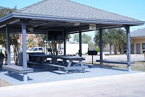 Sunbridge Inn and Suites