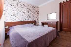 Regina Petrovsky Hotel