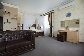 Regina Petrovsky Hotel