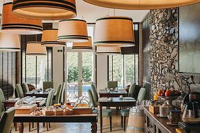 The Manor House Celeirós