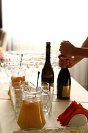 Armada Comfort Hotel