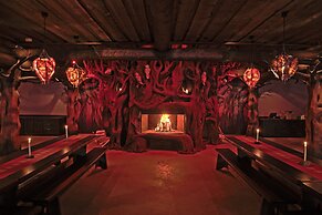 Kakslauttanen Arctic Resort