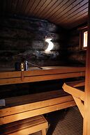 Kakslauttanen Arctic Resort