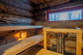 Kakslauttanen Arctic Resort