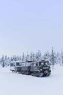 Kakslauttanen Arctic Resort