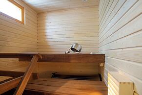 Kakslauttanen Arctic Resort