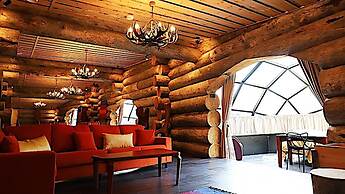 Kakslauttanen Arctic Resort
