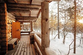 Kakslauttanen Arctic Resort