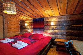 Kakslauttanen Arctic Resort