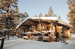 Kakslauttanen Arctic Resort