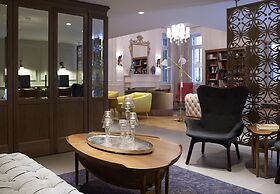 Marpessa Smart Luxury Hotel