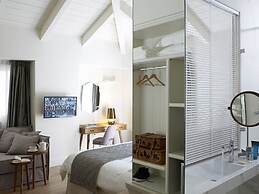 Marpessa Smart Luxury Hotel