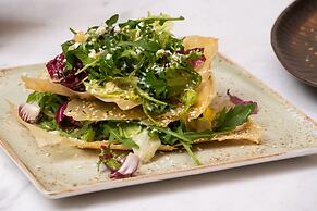 Marpessa Smart Luxury Hotel