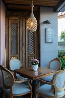 Marpessa Smart Luxury Hotel