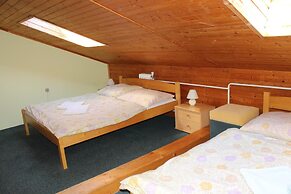 Hotel pod Sokolím