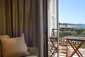 Hotel Pyrgos Boutique & Suites