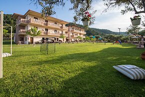 Aroma Studios and Apartments