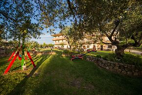 Aroma Studios and Apartments