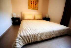 Aroma Studios and Apartments