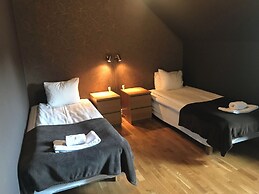 Port Hotel