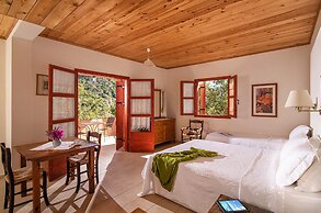 Enagron Cretan Ecotourism Village