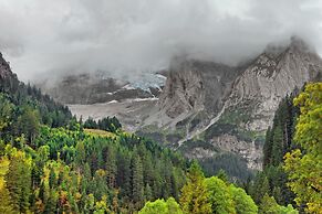 Hotel & Restaurant Alpenrose