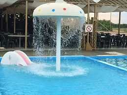 Arxhontiko Chris & Eve