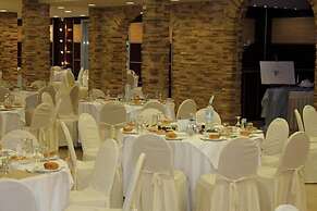 Arxhontiko Chris & Eve