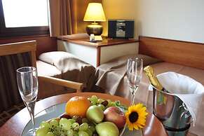 Arxhontiko Chris & Eve