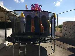 Arxhontiko Chris & Eve