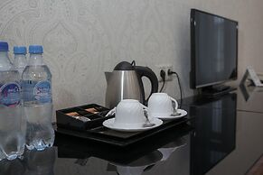 U Zolotykh Vorot Hotel