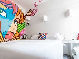 ibis Styles Lausanne Center Mad House