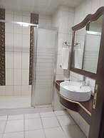 Grand Work Hotel