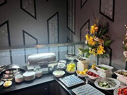 Grand Work Hotel
