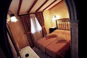 Mytilana Village Hotel