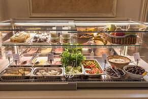 Theofilos Paradise Boutique Hotel