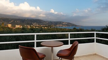 Kardamili Beach Hotel