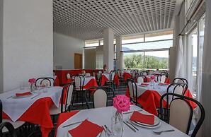 Kardamili Beach Hotel