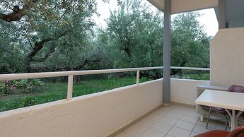 Kardamili Beach Hotel