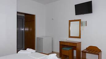 Kardamili Beach Hotel