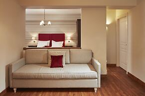 Nefeles Mainalon Luxury Residences & Lounge