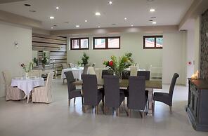 Nefeles Mainalon Luxury Residences & Lounge