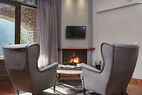 Nefeles Mainalon Luxury Residences & Lounge