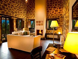 Pliadon Gi Mountain Resort & Spa