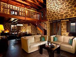 Pliadon Gi Mountain Resort & Spa