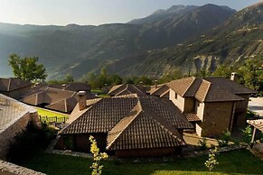 Pliadon Gi Mountain Resort & Spa