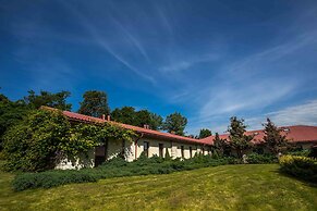 Dwór w Tomaszowicach