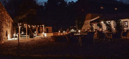 Dwór w Tomaszowicach